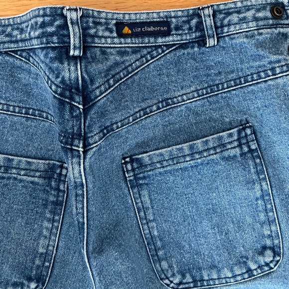 Vintage Liz Claiborne Mom Jeans. Size 12 - Picture 4 of 6